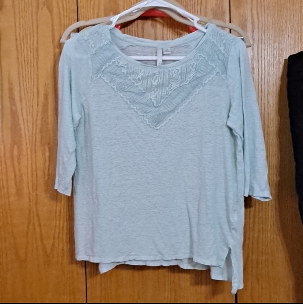 💙LC Knit Medium long sleeve top